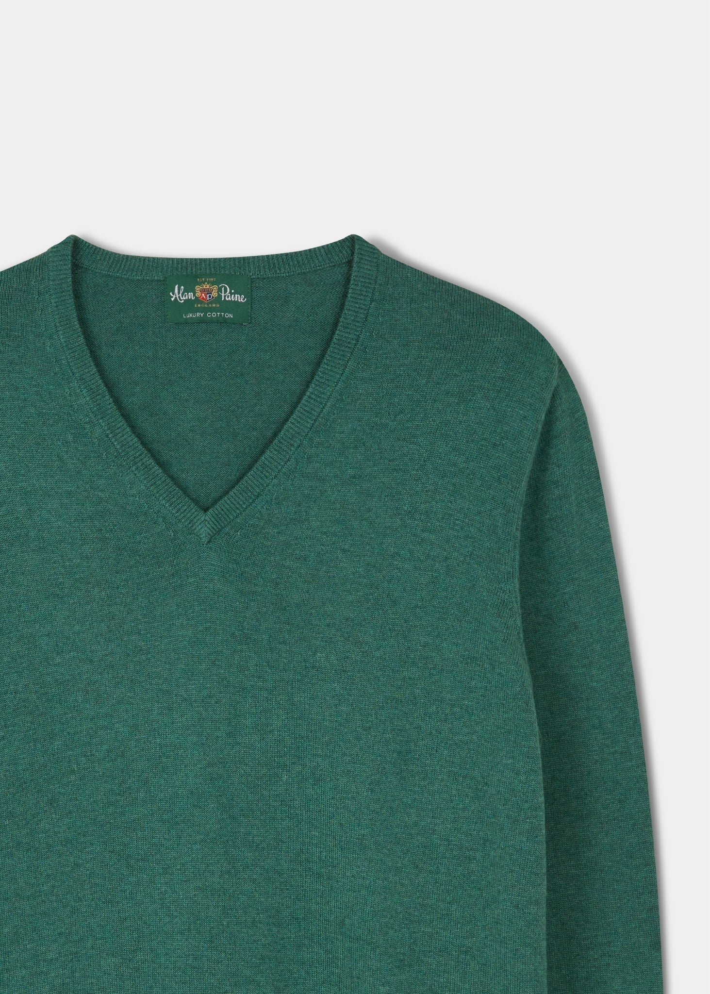 Men s V Neck Jumpers V Neck Sweaters Alan Paine