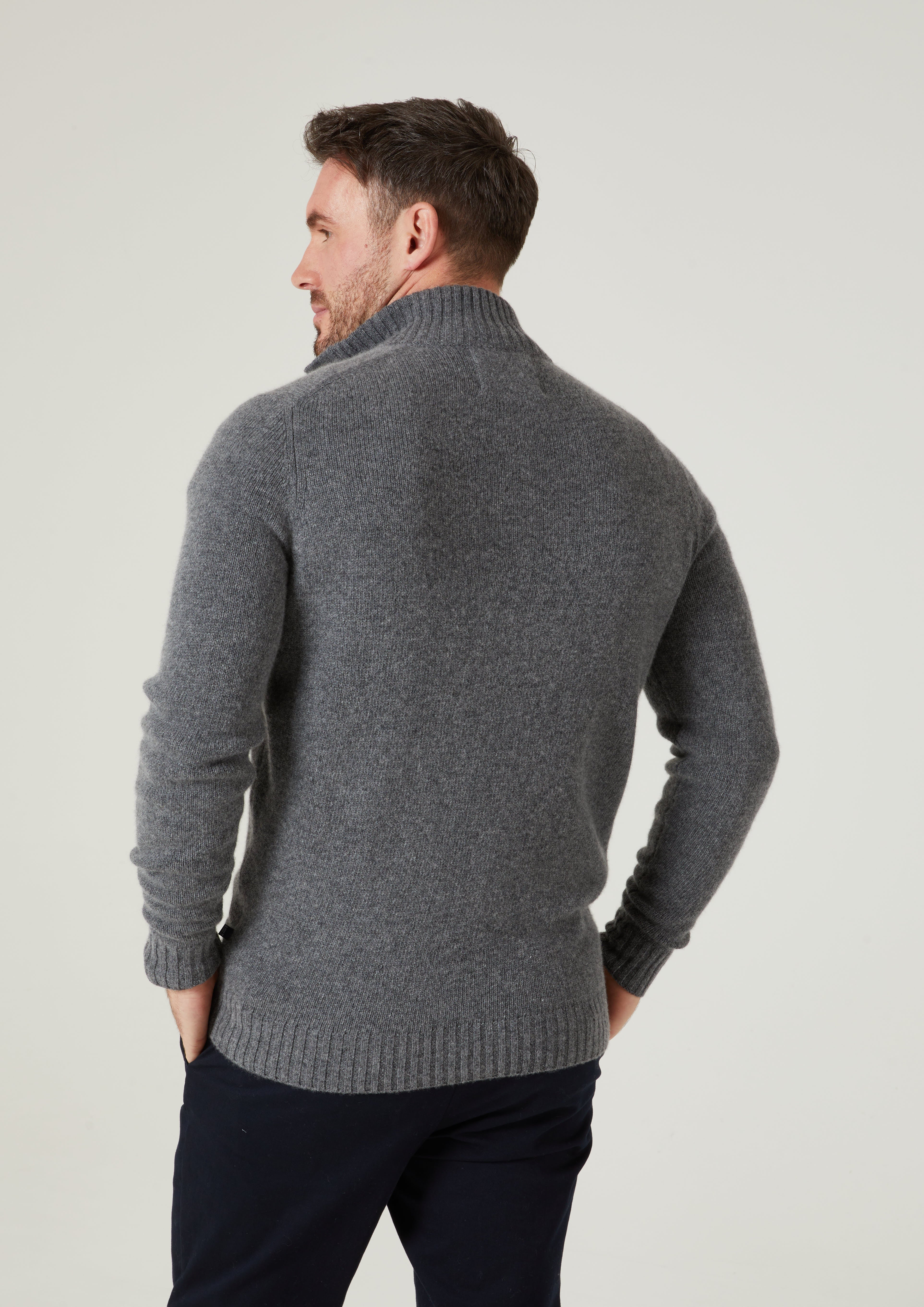 Men's Knitwear | British Luxury Classic Styles – Alan Paine Europe