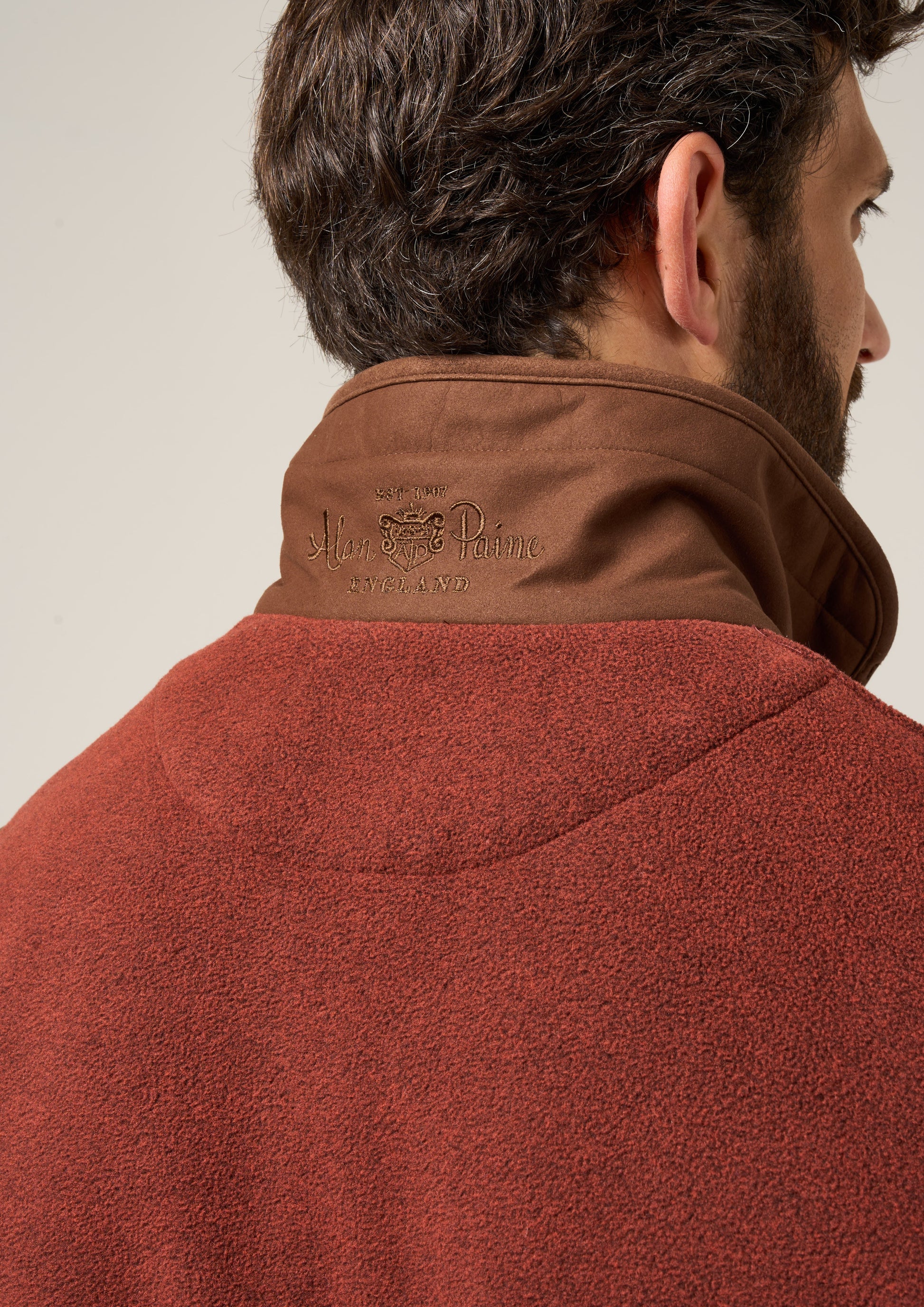 Aylsham Men's Fleece Gilet In Rust