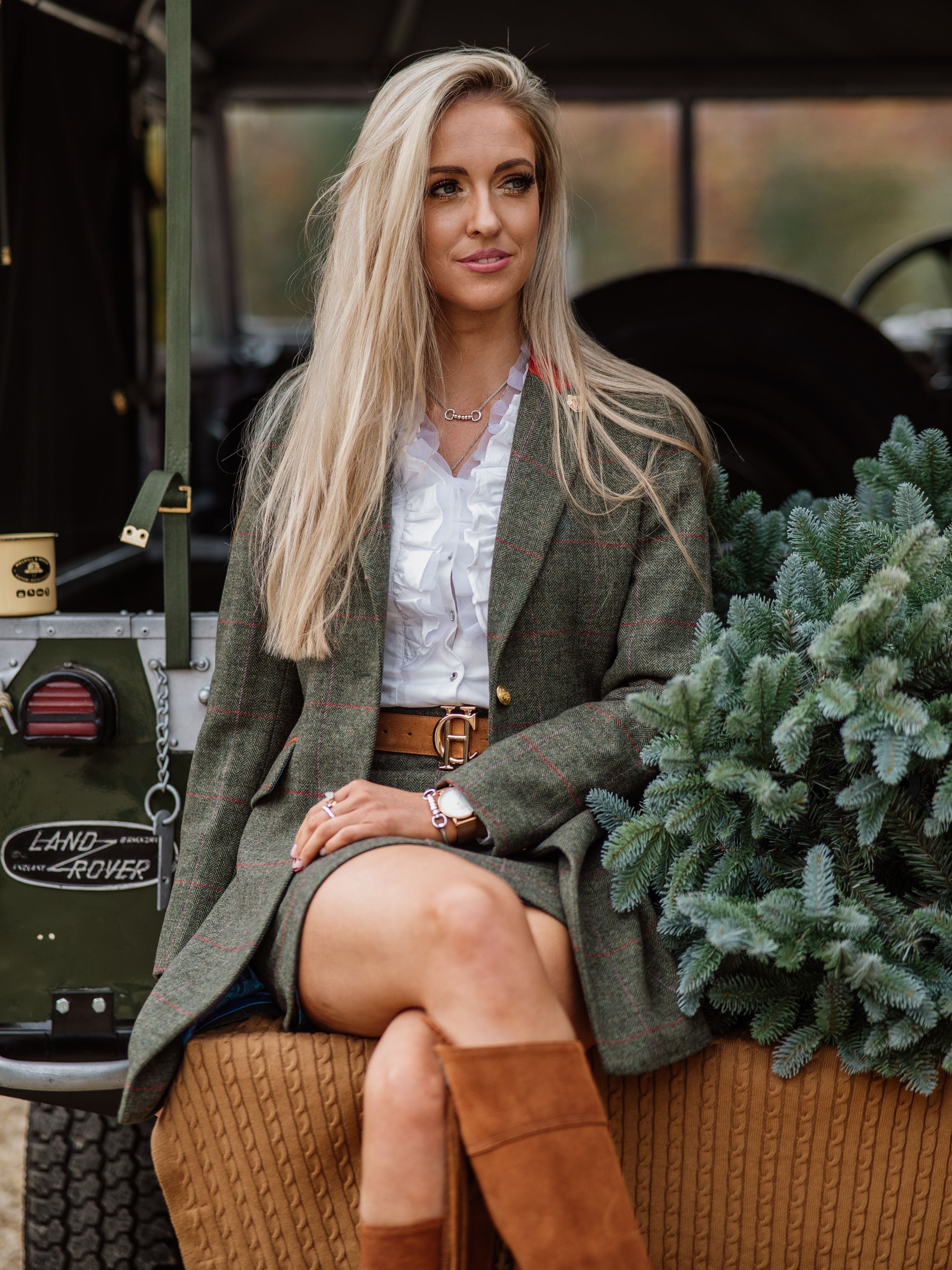 Tweed skirt outlet knee high boots