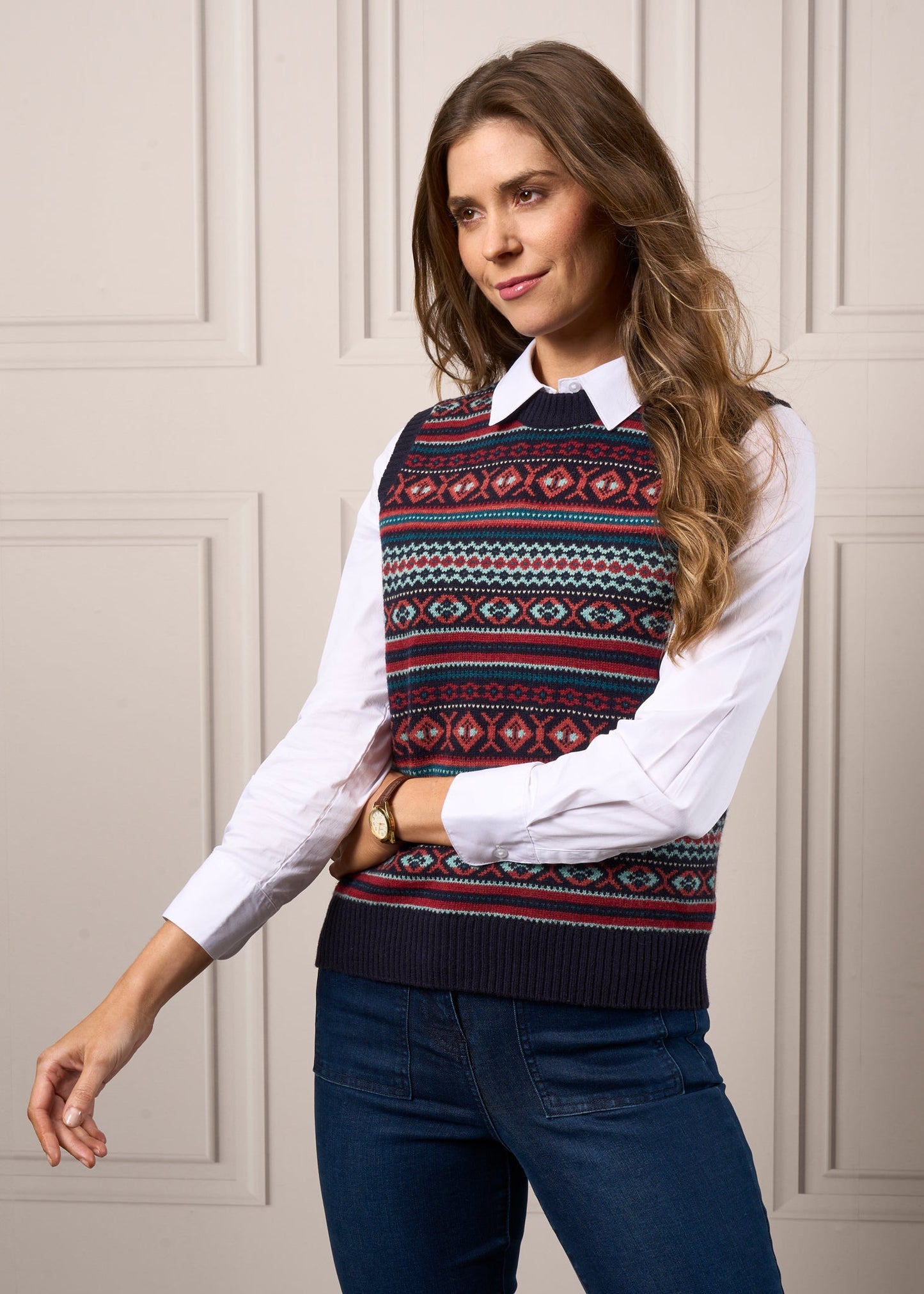 Amelia Ladies Fair Isle Sleeveless Crew Neck Jumper In Navy