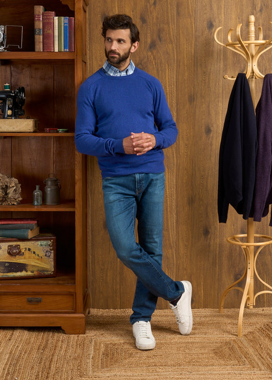 Lenzie Men's Lambswool Jumper In Persian