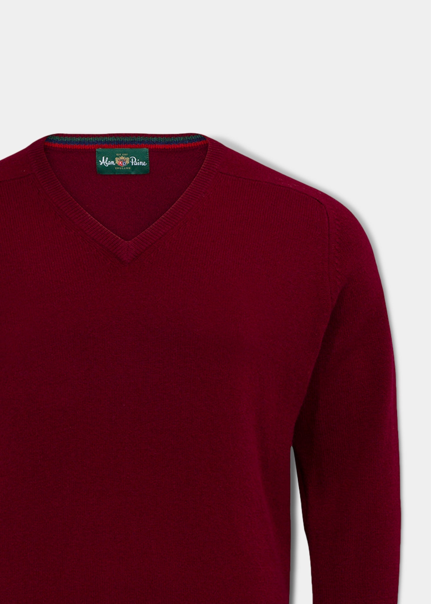 lambswool-vee-neck-jumper-bordeaux